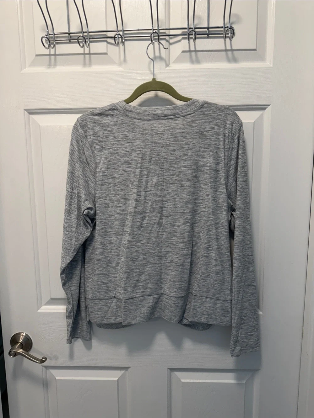Old Navy Heather Gray Long Sleeve Twist-Front Top
